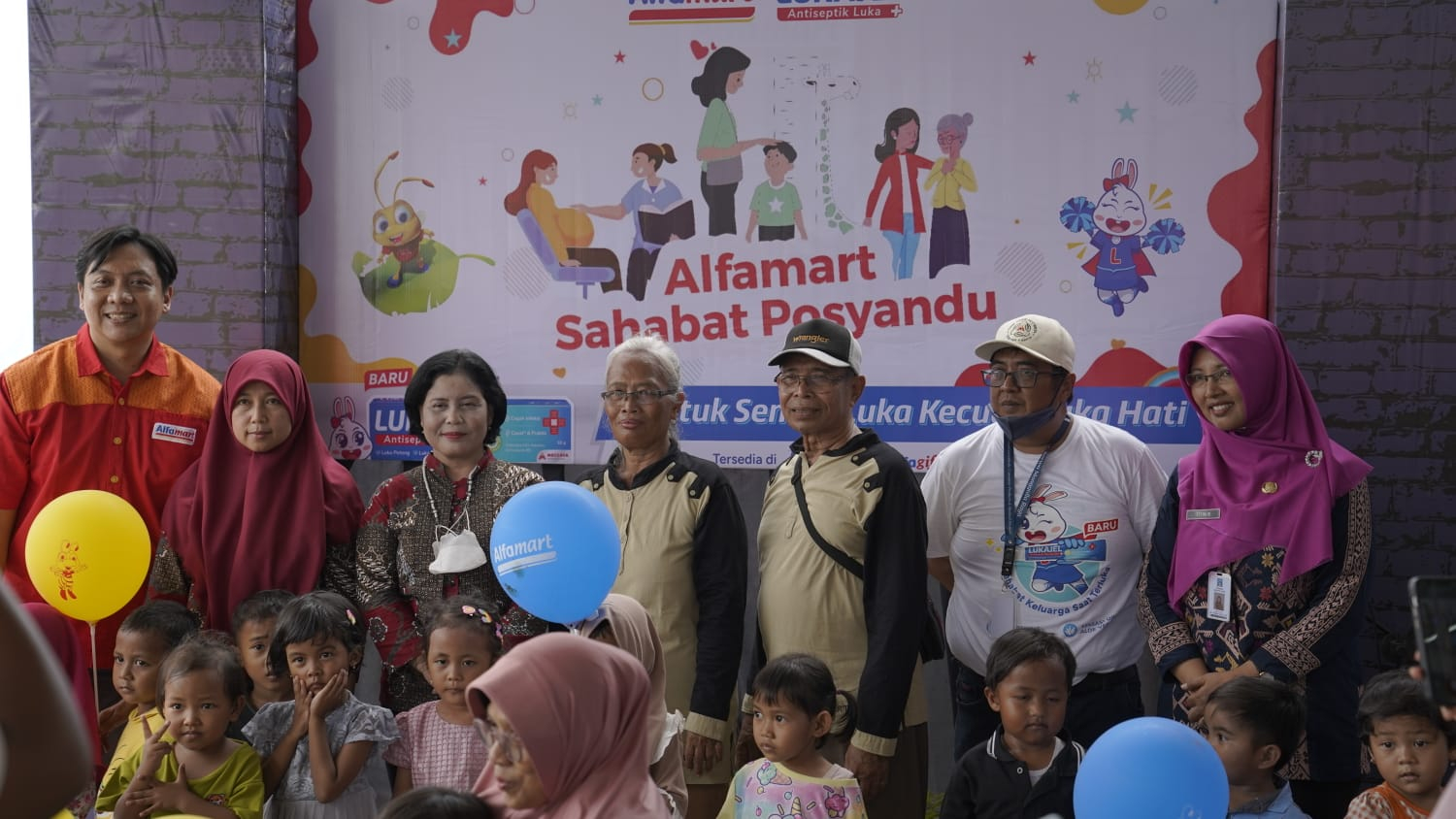 News Banner Alfamart dan Lukajel Gelar Posyandu di 34 Kota, Komitmen untuk Generasi Sehat Indonesia