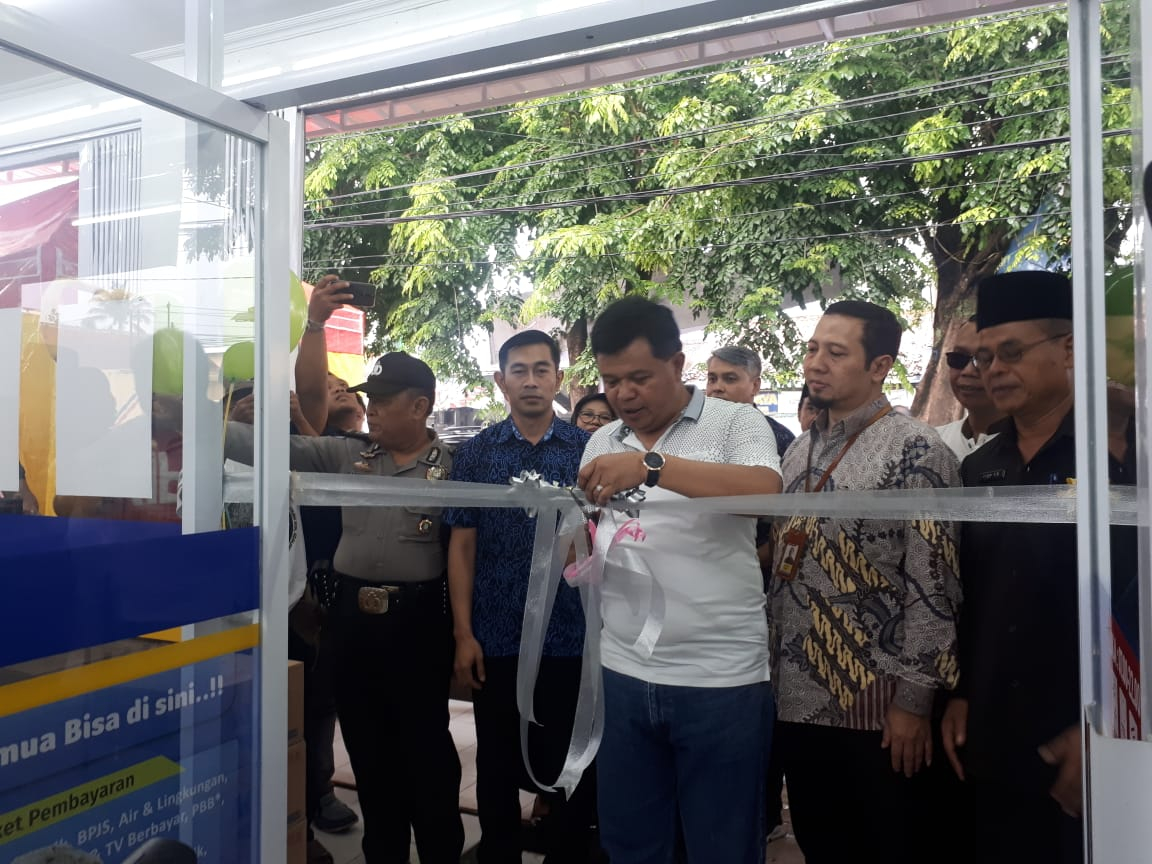 News Banner Kolaborasi Alfamart dan BUMDes, Bandung Barat Kini Punya DesaMart