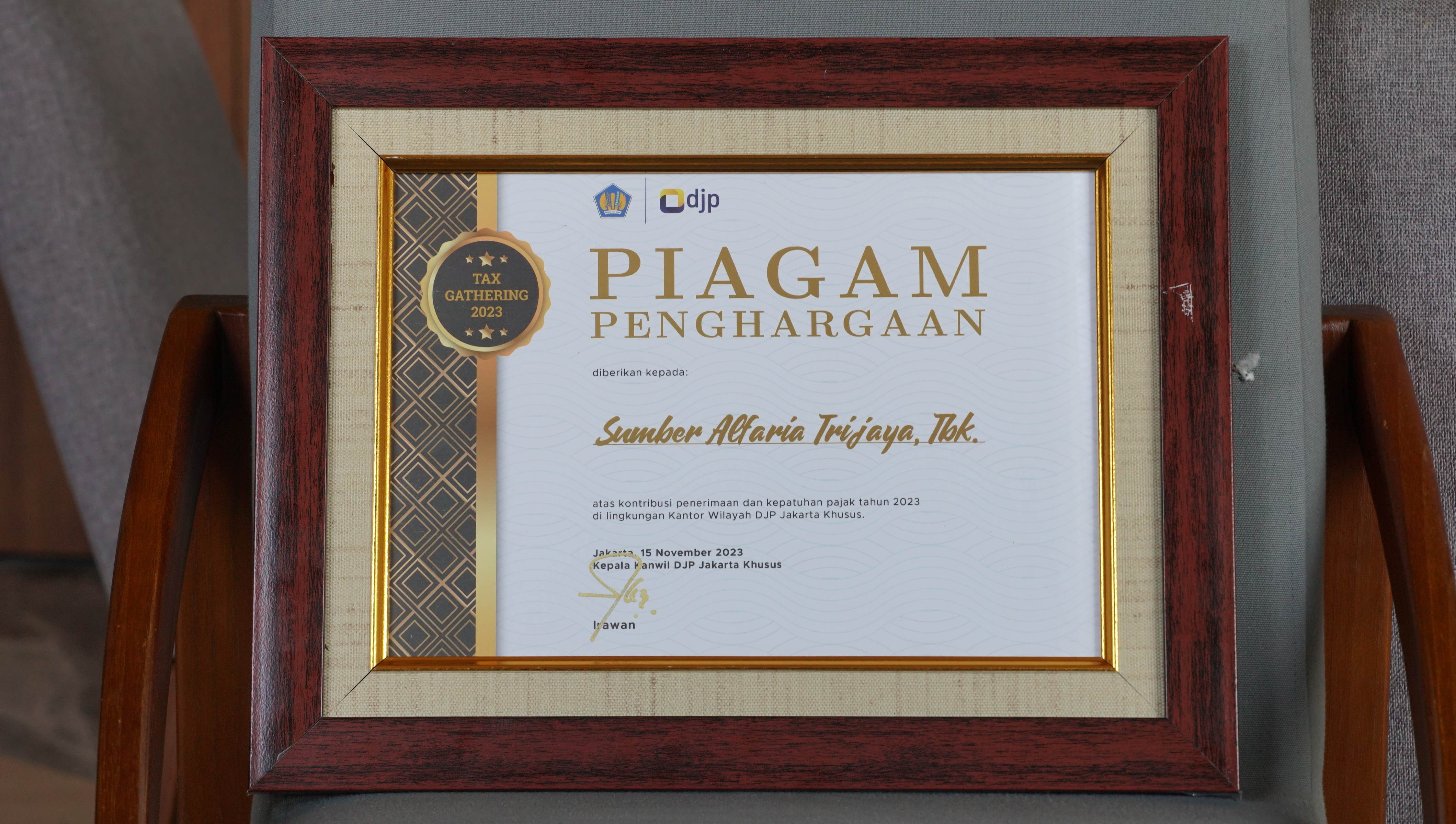 Image reward Penghargaan Kanwil DJP Jakarta Khusus Tahun 2023 dari Direktorat Jendral Perpajakan